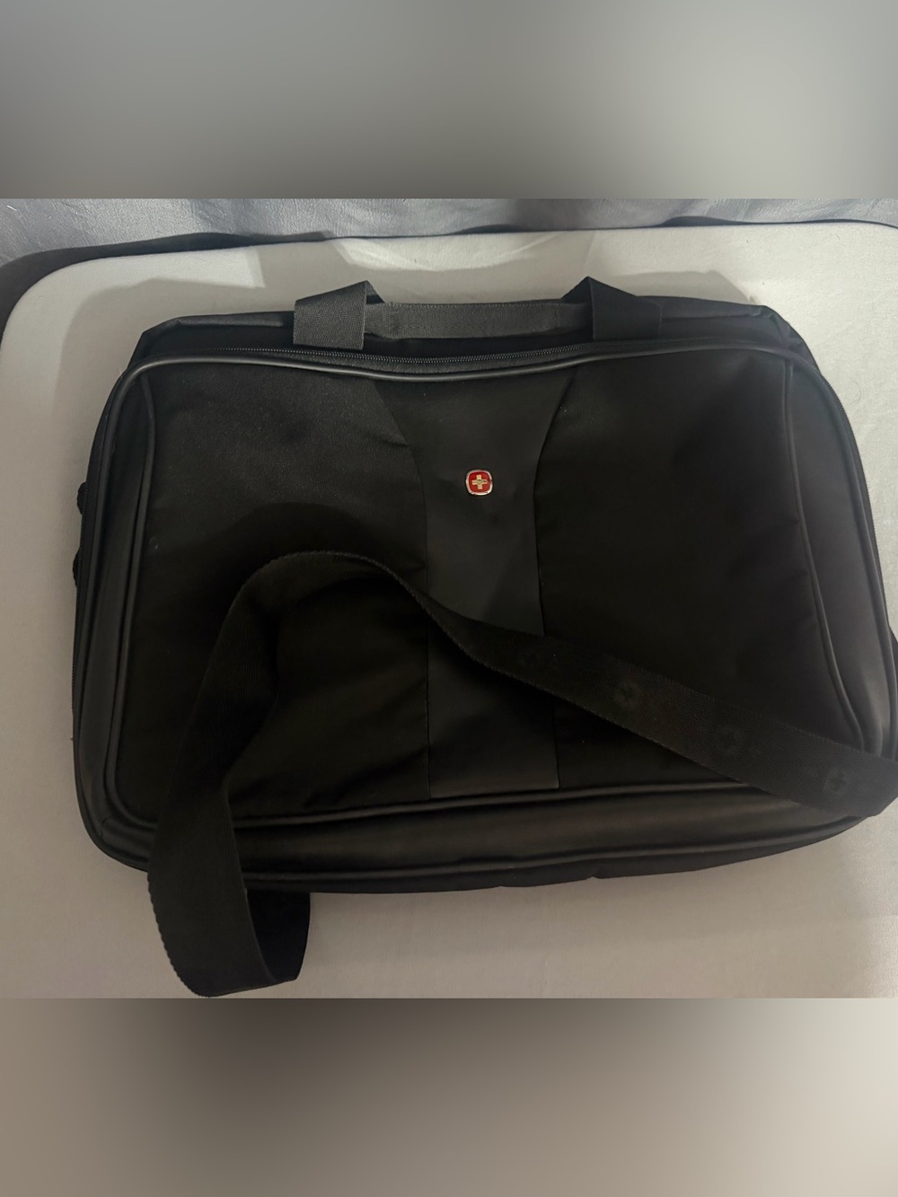SwissGear Black Laptop Briefcase with Shoulder Strap and Top Handles